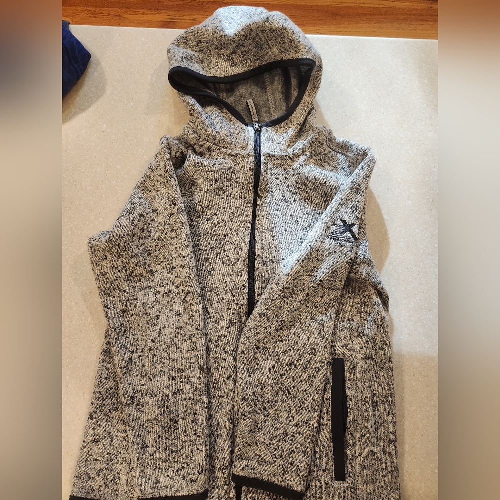 Zero exposure youth medium Heather Gray zip up hooded jacket